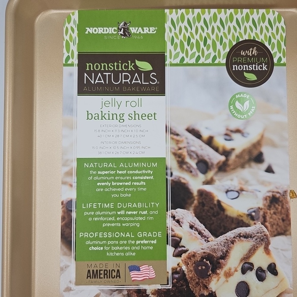 Nordic Ware Naturals® Nonstick Jelly Roll Baking Sheet Pan 15.8" X 11.3" X 1.0" - Picture 3 of 3